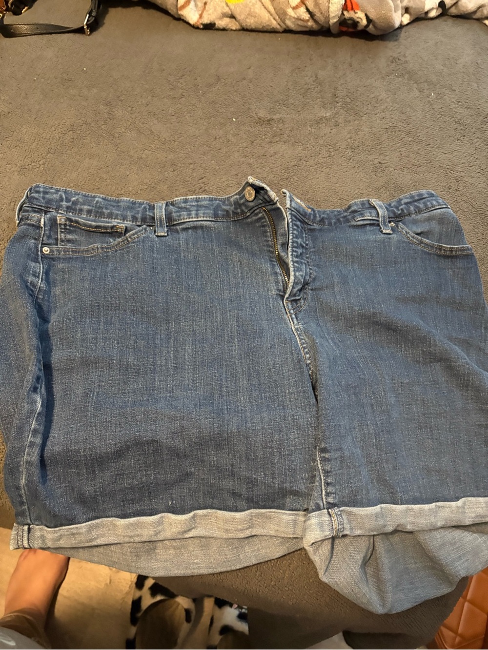 Women’s Blue Cropped Denim Shorts - Casual Rolled Hem